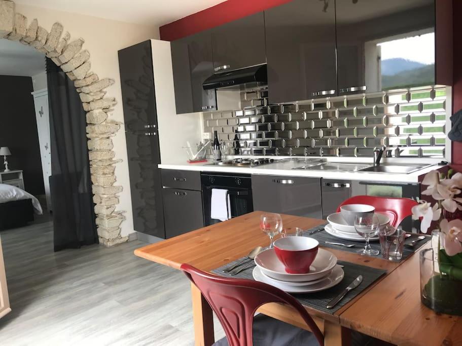 Gite La Licorne Villa Entrechaux Dış mekan fotoğraf